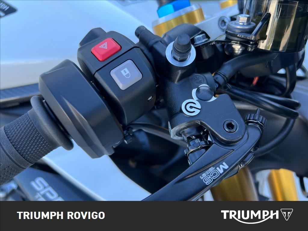 TRIUMPH Speed Triple 1200 RR Abs